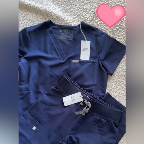 LIVE NOTIFICATION🦋 - Picture 4 of 13